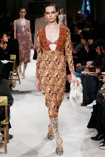 Look 33
